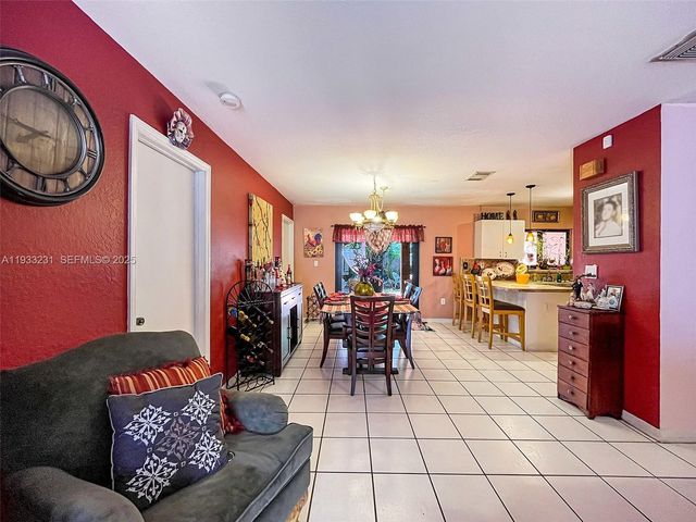 18003 SW 153rd Pl, Miami, FL 33187