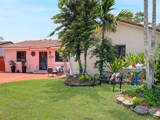 18003 SW 153rd Pl, Miami, FL 33187