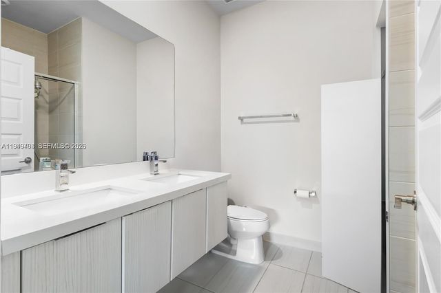 7805 NW 104th Ave 6, Doral, FL 33178