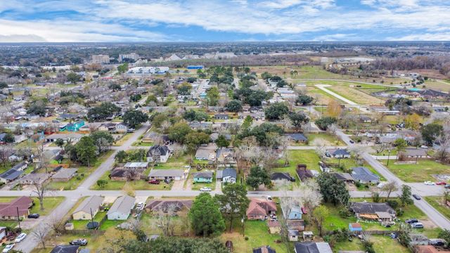 1716 Carver Avenue, Richmond, TX 77469