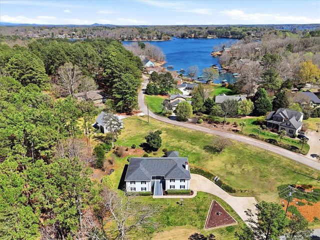 436 Cane Creek Landing Road, Seneca, SC 29672