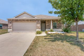 1128 Foxglove Lane, Burleson, TX 76028