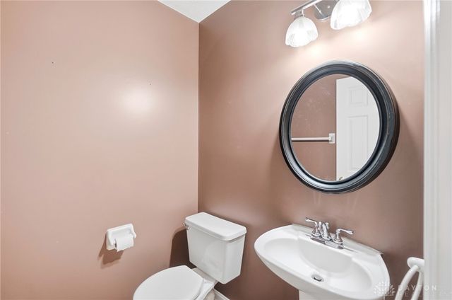 25 Huntley Court, Springboro, OH 45066