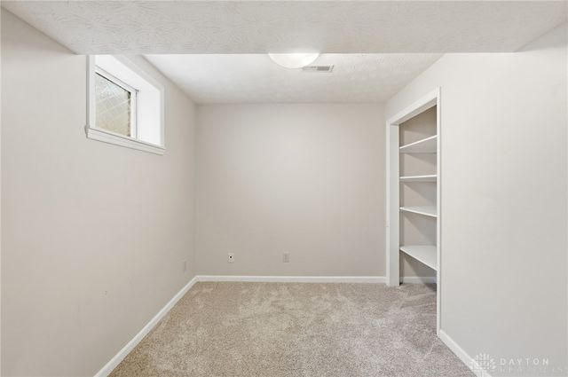 25 Huntley Court, Springboro, OH 45066