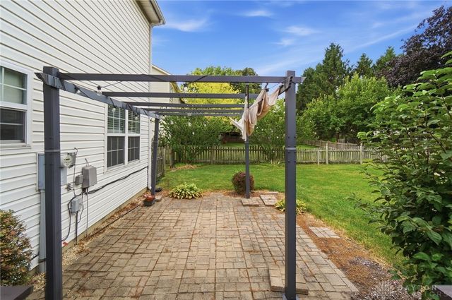 25 Huntley Court, Springboro, OH 45066