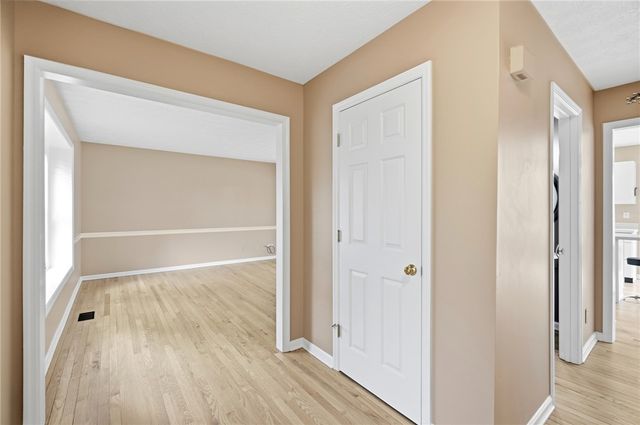 25 Huntley Court, Springboro, OH 45066