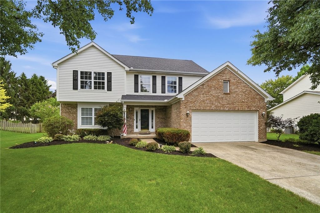 25 Huntley Court, Springboro, OH 45066