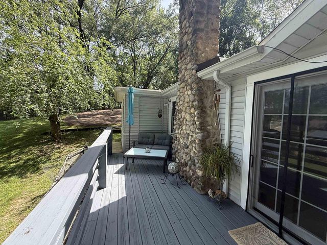 9875 N Edgewood Shores Road, Edgerton, WI 53534
