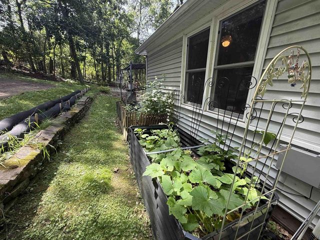 9875 N Edgewood Shores Road, Edgerton, WI 53534