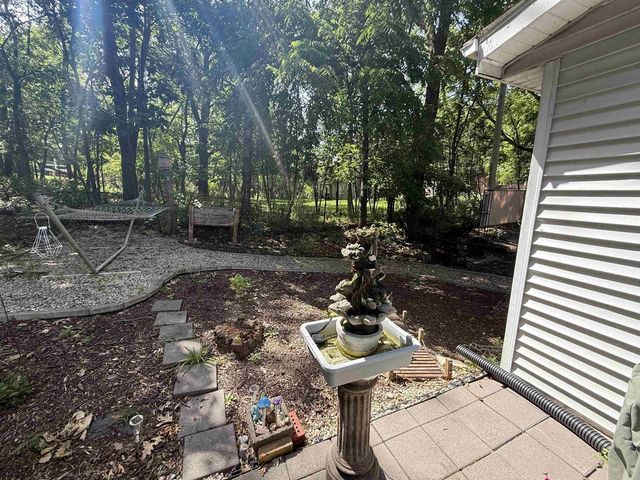 9875 N Edgewood Shores Road, Edgerton, WI 53534