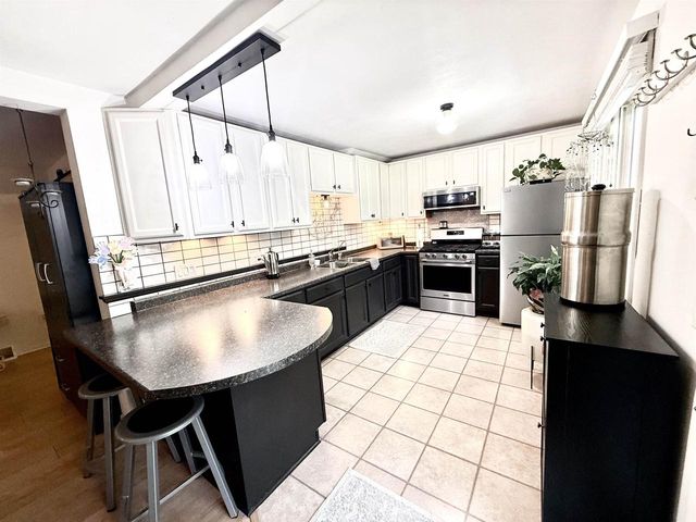 9875 N Edgewood Shores Road, Edgerton, WI 53534