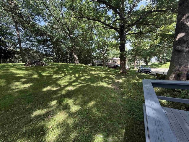 9875 N Edgewood Shores Road, Edgerton, WI 53534