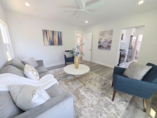 2740 - 2742 Main Street, San Diego, CA 92113