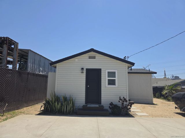 2740 - 2742 Main Street, San Diego, CA 92113