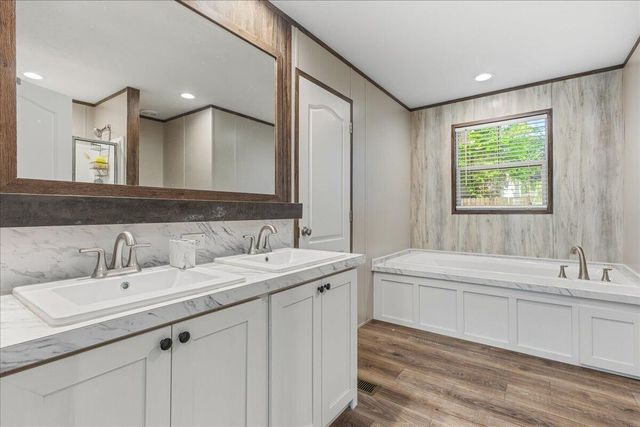 403 W Bank Street, Athens, TN 37303