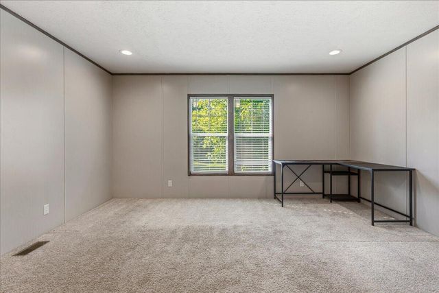 403 W Bank Street, Athens, TN 37303