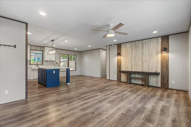 403 W Bank Street, Athens, TN 37303
