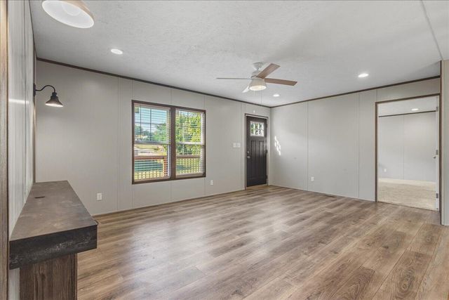 403 W Bank Street, Athens, TN 37303