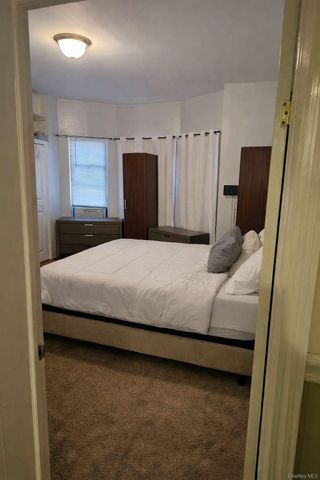 688 E 230th Street, Bronx, NY 10466