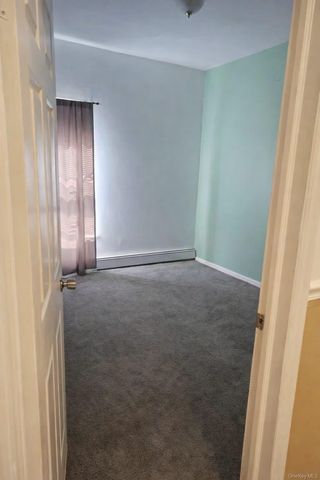 688 E 230th Street, Bronx, NY 10466