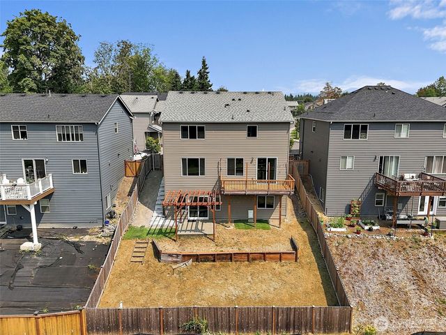 7701 208th Avenue E, Bonney Lake, WA 98391