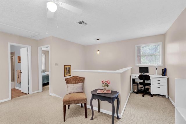 105 Seminole Drive, New Ulm, TX 78950