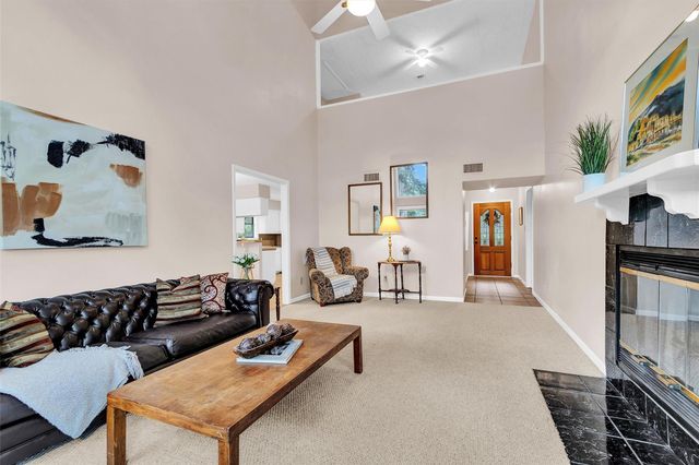 105 Seminole Drive, New Ulm, TX 78950