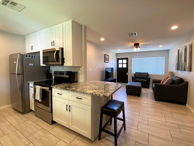 33 N Hobson Apt B, Mesa, AZ 85203