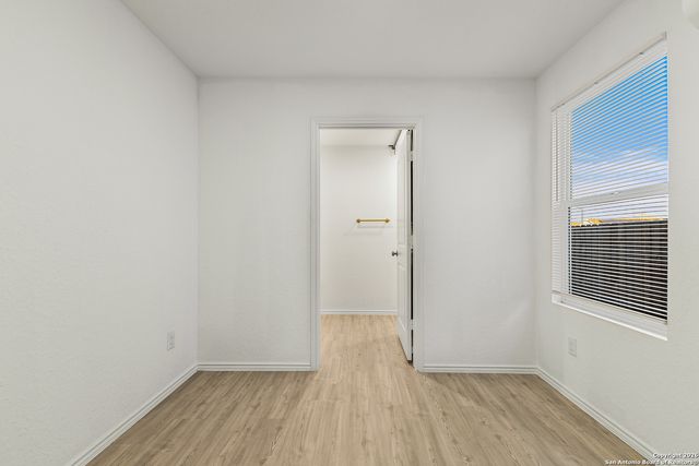 4283 Thalweg, San Antonio, TX 78223