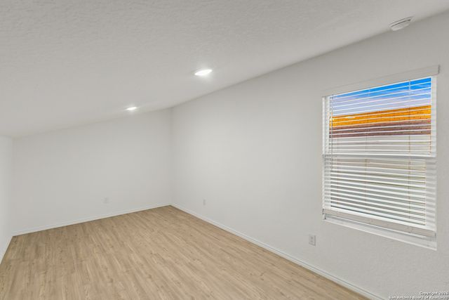 4283 Thalweg, San Antonio, TX 78223