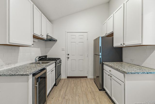 4283 Thalweg, San Antonio, TX 78223