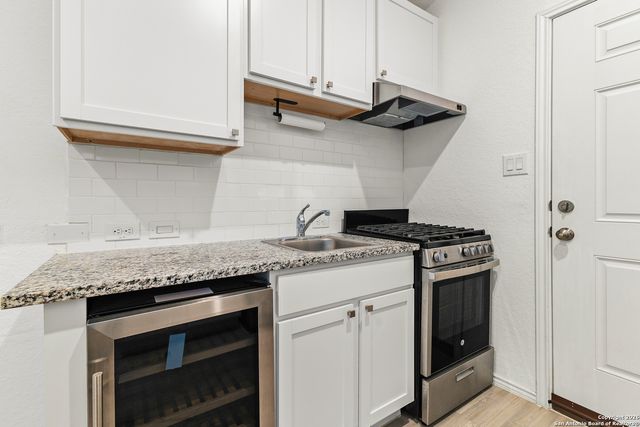 4283 Thalweg, San Antonio, TX 78223