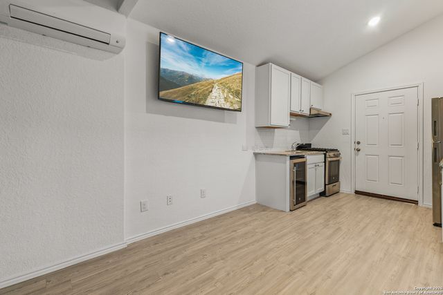 4283 Thalweg, San Antonio, TX 78223