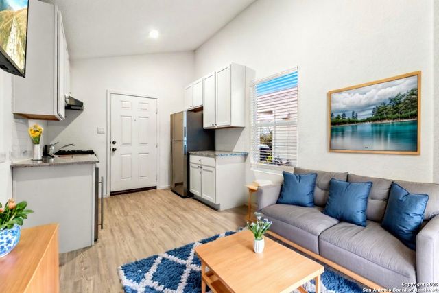 4283 Thalweg, San Antonio, TX 78223