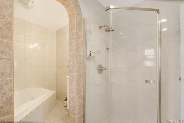 1033 Rosedale Road, North Woodmere, NY 11581