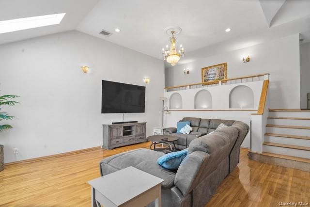 1033 Rosedale Road, North Woodmere, NY 11581