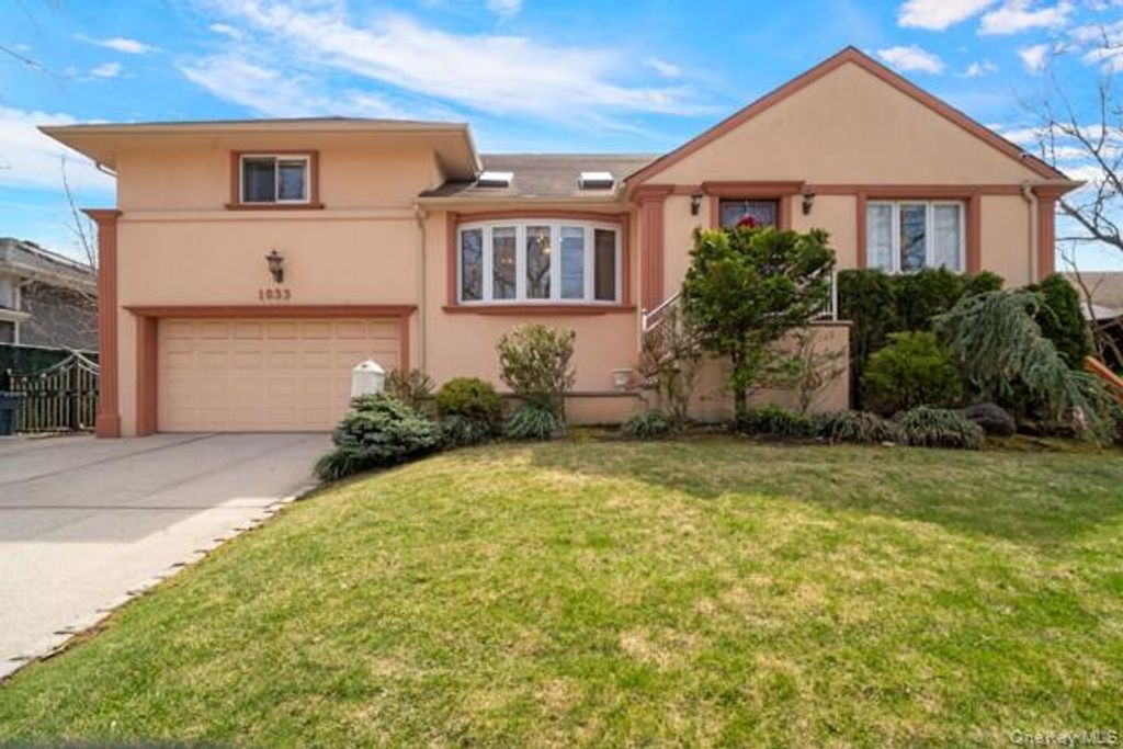 1033 Rosedale Road, North Woodmere, NY 11581