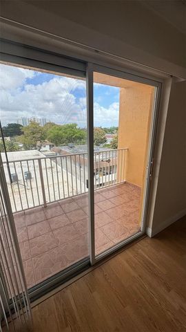 2441 SW 31st Ave 303, Miami, FL 33145