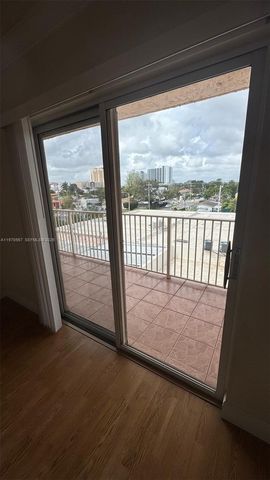 2441 SW 31st Ave 303, Miami, FL 33145