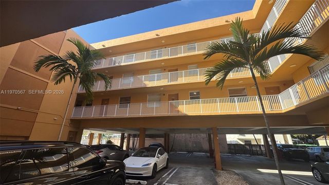 2441 SW 31st Ave 303, Miami, FL 33145