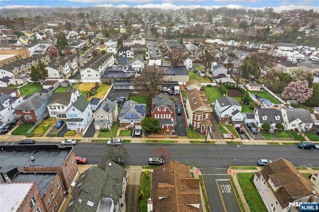 649 New Jersey Avenue, Lyndhurst, NJ 07071