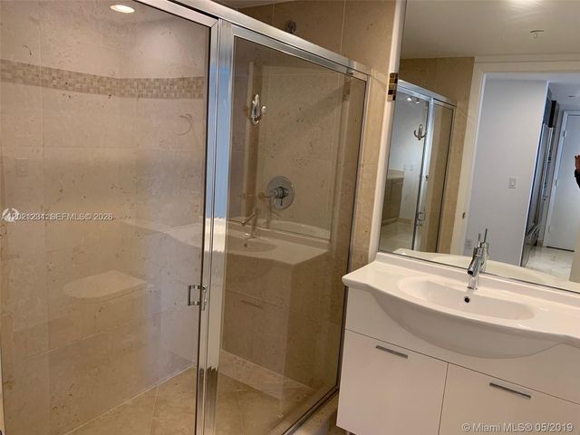 475 Brickell Ave 1813, Miami, FL 33131
