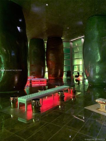 475 Brickell Ave 1813, Miami, FL 33131
