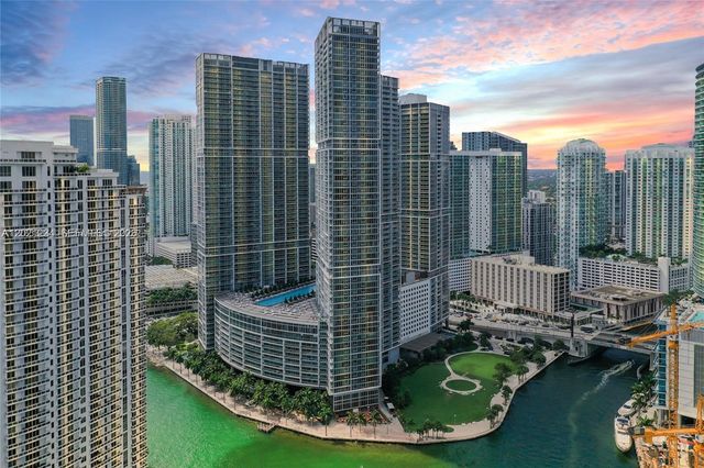 475 Brickell Ave 1813, Miami, FL 33131