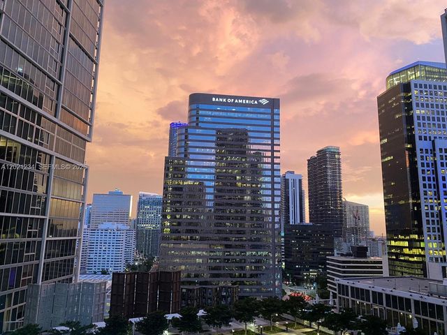 475 Brickell Ave 1813, Miami, FL 33131
