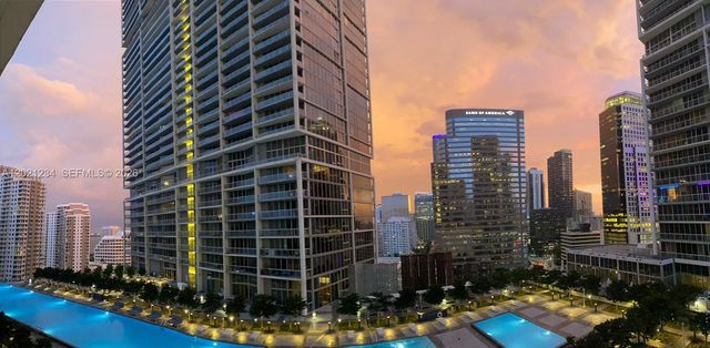 475 Brickell Ave 1813, Miami, FL 33131