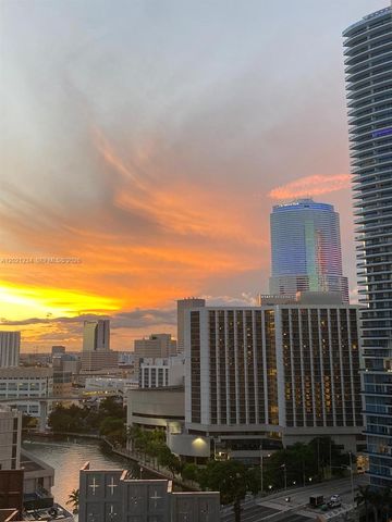 475 Brickell Ave 1813, Miami, FL 33131