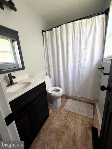 133 WOODROW RD, Winchester, VA 22602
