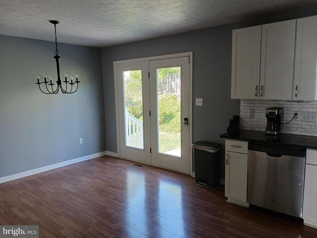 133 WOODROW RD, Winchester, VA 22602