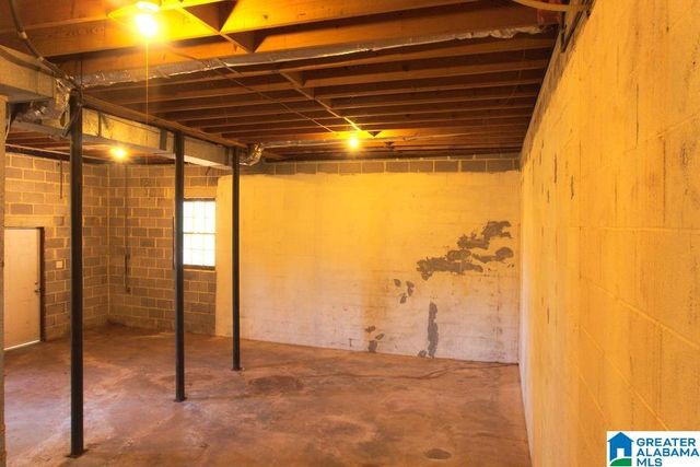 1645 FAIRCREST DRIVE, Hueytown, AL 35023